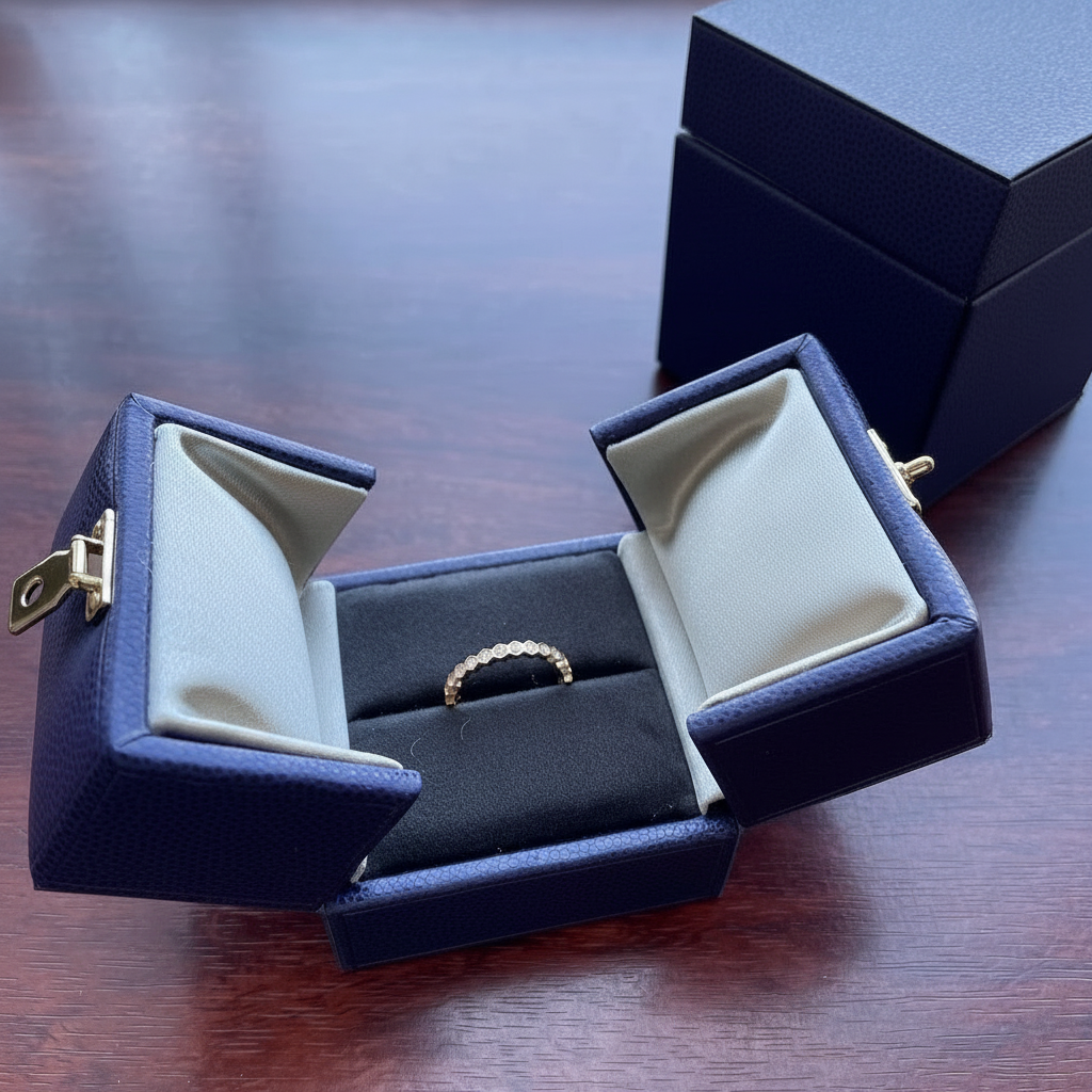 Celia Band Ring