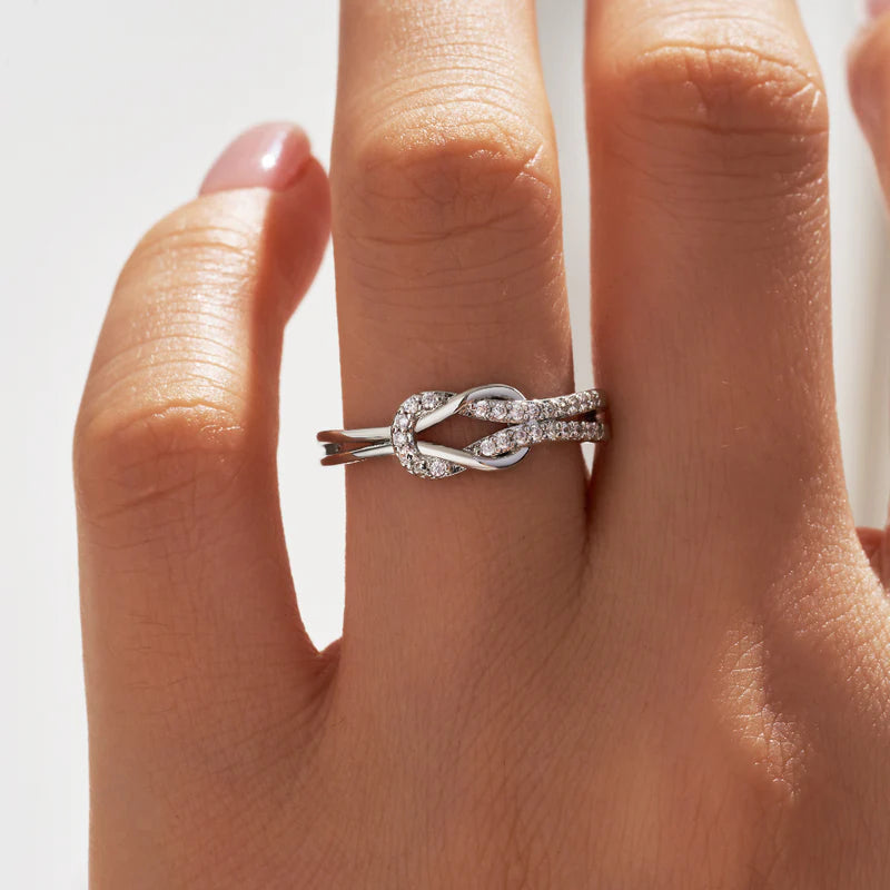 Knot Ring (in gold & silver & rose gold)