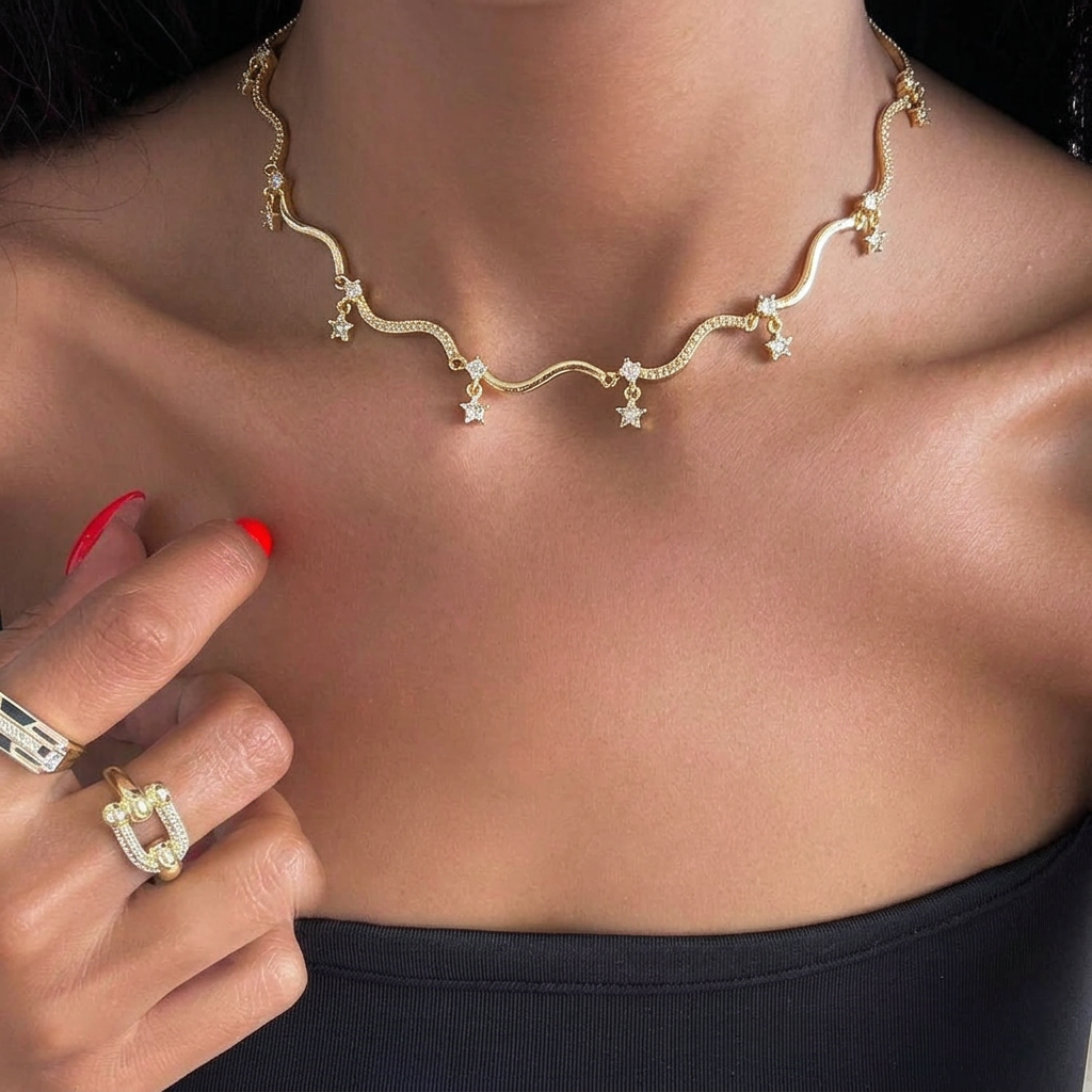 Amaris Star Wave Necklace